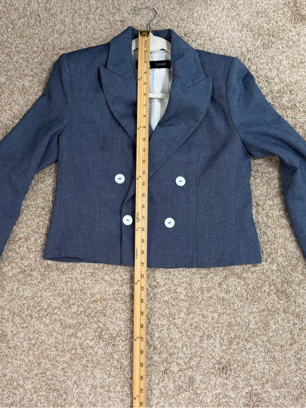 Zara Cropped Double-Breasted‎ Blazer in Blue with White Cuff Detail - Image 5