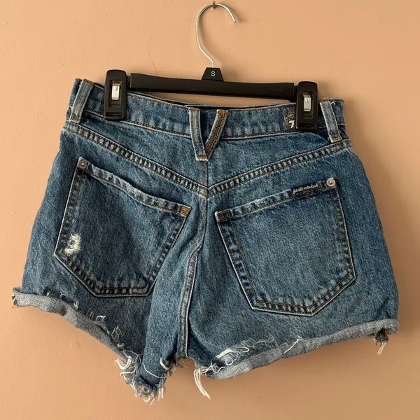 FINAL PRICE 7 for All Mankind Monroe Cutoff Shorts - Image 3