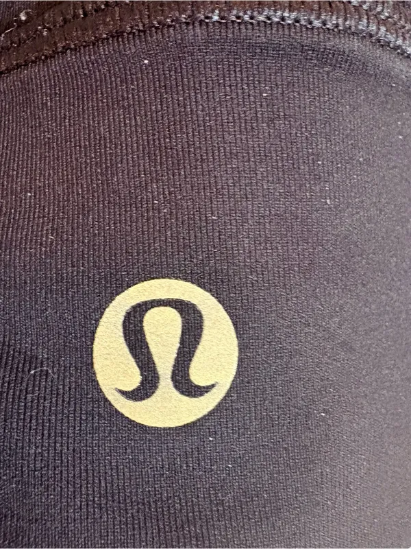 Lululemon Energy Bra High Neck Long Line Zip Special Edition Black Gold 10 - Image 4