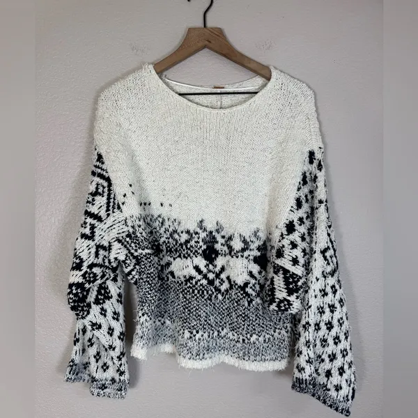 Free People Midnight Beach Oversized Sweater in Evening Ivory Combo size XS $168 - Image 3