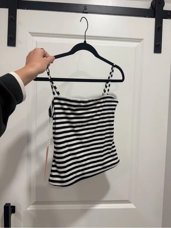 NWT striped tank M - Image 6