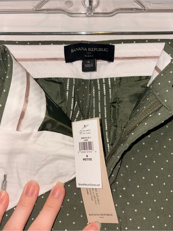 NWT Banana Republic Sloan Women’s Olive Green Polka Dot Dress Pants Size 6P - Image 6