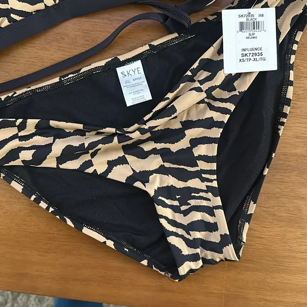 Skye Swimwear Women's Influence‎ Melanie Top and Bikini Bottom SET NWT NEW SIZE SMALL - Image 3