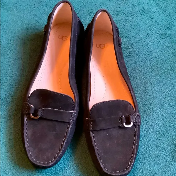 Women’s UGG suede leather loafers 🌟🌟🌟 - Image 2
