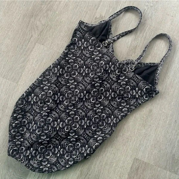 MiracleSuit One Piece Swim Suit Black Underwire Women’s 8 See Measurements - Image 10