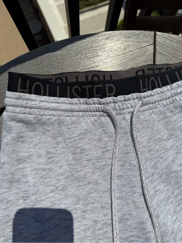 Hollister Gray Logo Waistband Capri Joggers - Image 2