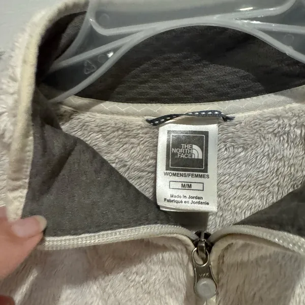 The North Face Cream Women's 1/4 Zip Hoodie - Image 3