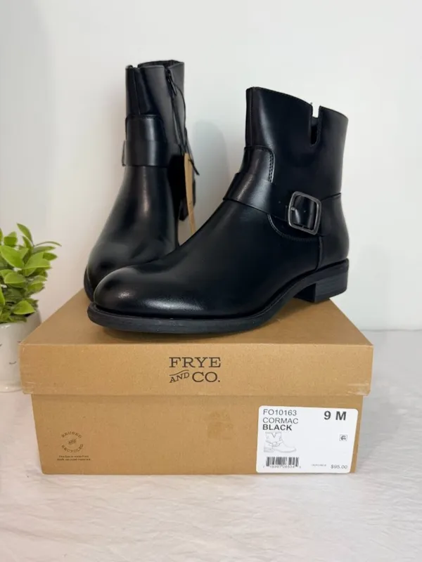 Frye Womens 9M Black Leather Ankle Boots Buckle Zip Casual Biker NWT - Image 9