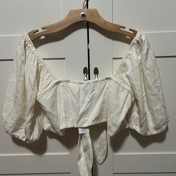 Abercrombie White Puff Sleeve Tie-Front Crop Top - Image 5