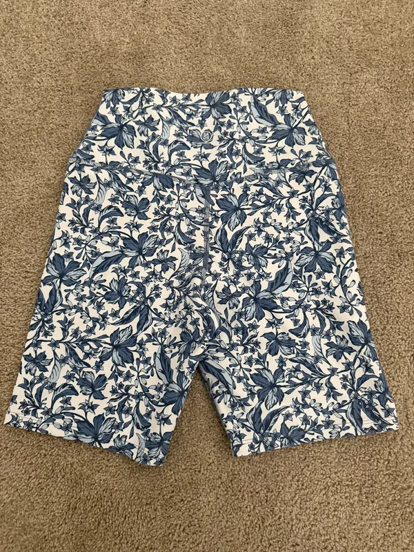 Blue floral biker shorts - Image 2