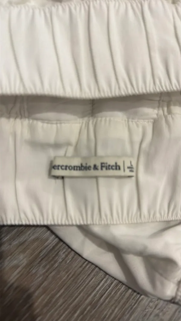 Abercrombie Cropped Dream Top White Eyelet Flutter Sleeve Large - Image 3