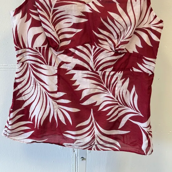 Ann Taylor Red White Palm Leaf Tropical V-Neck Cotton Sleeveless Top Size 8 - Image 4