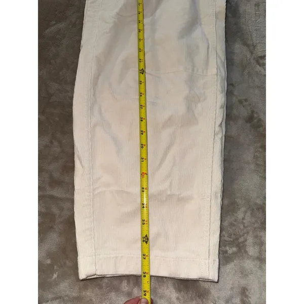 American Eagle Women's Real Good Stretch‎ Baggy Corduroy Cargo Pants Size 8 - Image 10