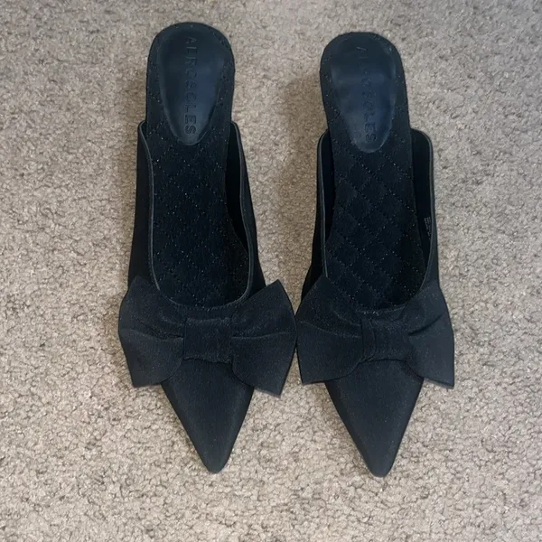 Aerosoles Juju Pointed Toe Mule Bow Gold Metallic Heel‎ Black Fabric 11 - Image 3