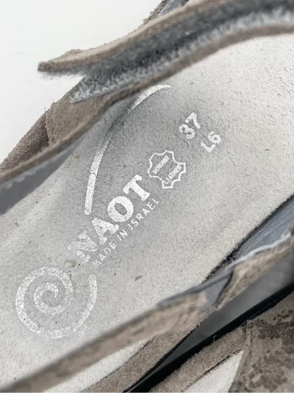 Naot Arataki Perforated Leather Slingback Mary Jane Flat Size 37 / 6 Grey Marble - Image 6