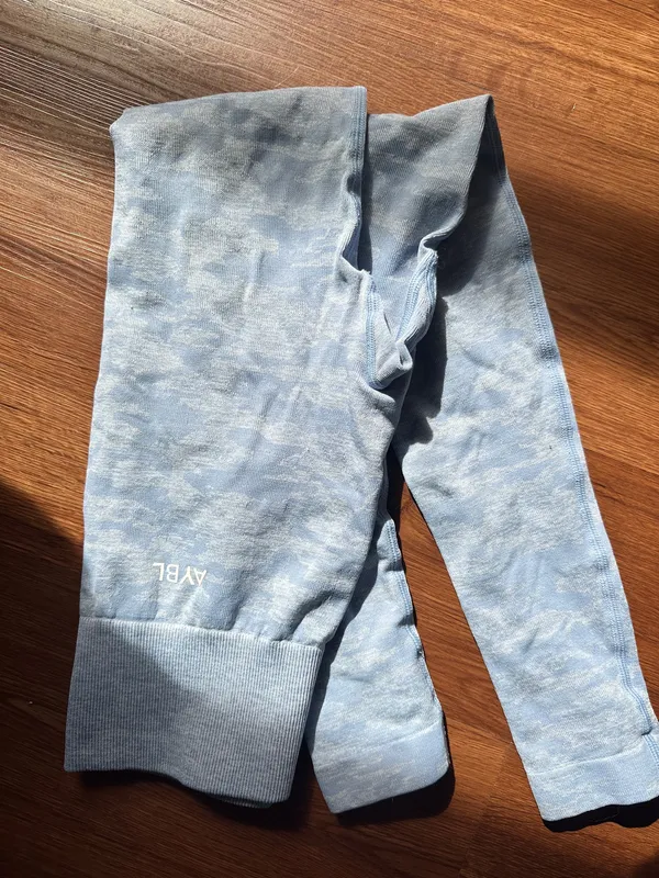 AYBL Seamless Leggings - Image 2