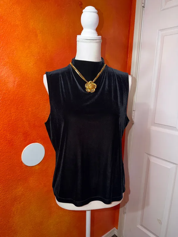 Anne Klein Top - Image 9