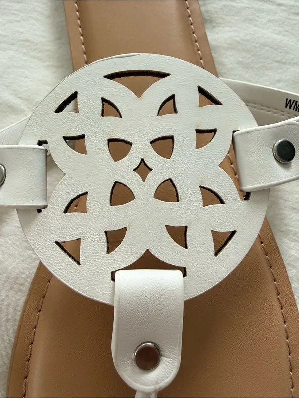 Dolce Vita Gotie White Cutout Thong‎ Sandals Women’s Size 10 - Image 5