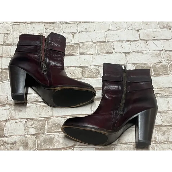 FRYE Jenny Shield Short Leather Heeled Moto Boots 9.5 Red FLAW - Image 7