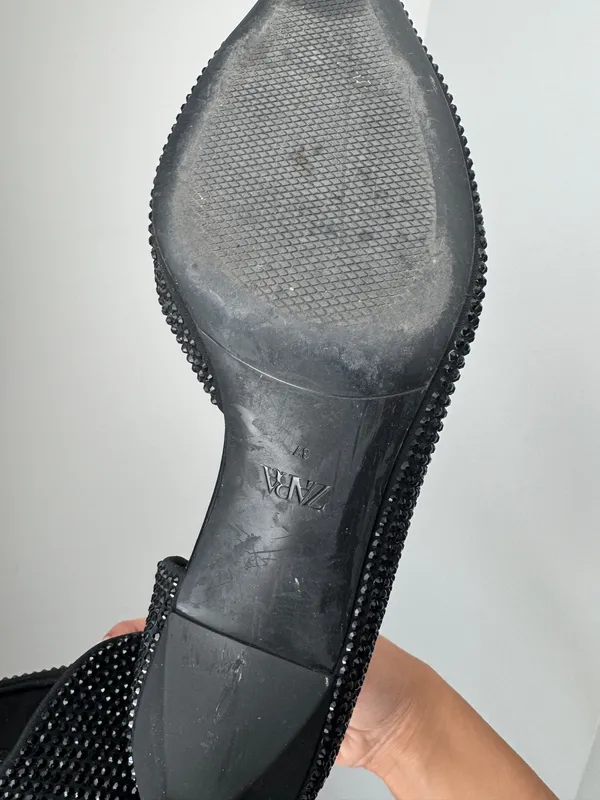 Zara Bedazzled Rhinestone All Black Pointed Kitten Heels Size 7 - Image 4