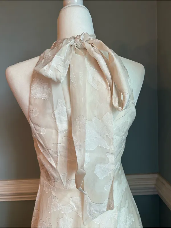 Elegant Ivory Halter Maxi Dress - Image 3