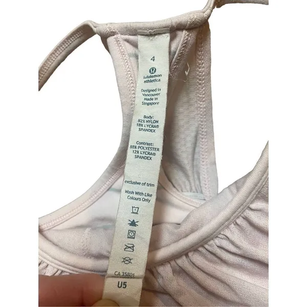 Lululemon No Limit Tank‎ Top Shirt w Built in Sports Bra size 4 light pink - Image 3