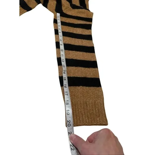 Dokotoo Wool Blend striped crew neck sweater Sz L Brown/Black NWT - Image 8