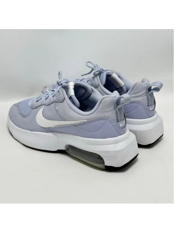 Nike Women's Air Max Verona Ghost Metallic colorway Sneakers CU7904-001 Size 11 - Image 4