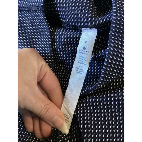Lululemon High Rise Leggings Size 4 Navy White Dot Pattern Yoga Pants 1726 - Image 4