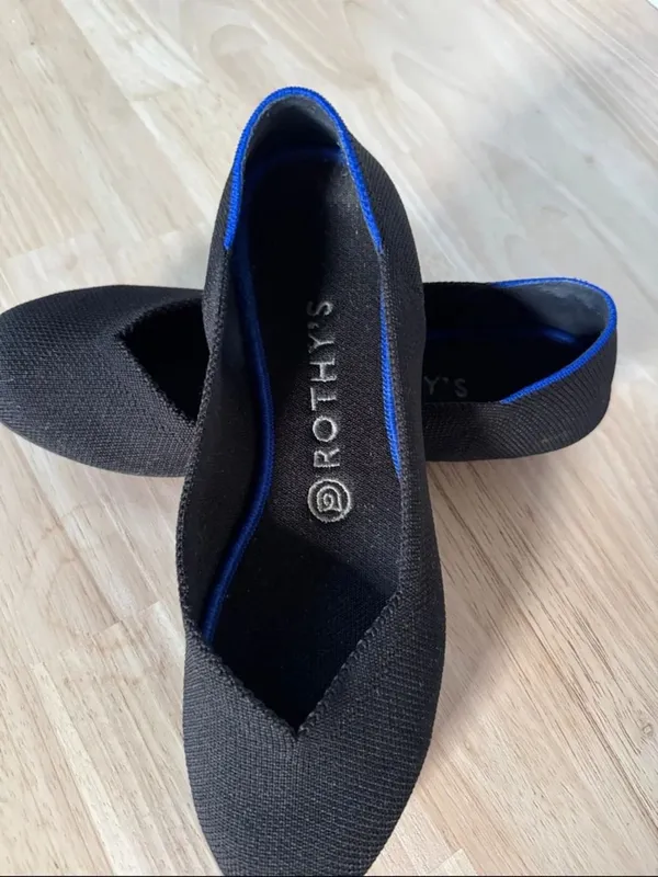 Rothy's Black Ballet Flats with Blue Trim EUC - Image 3