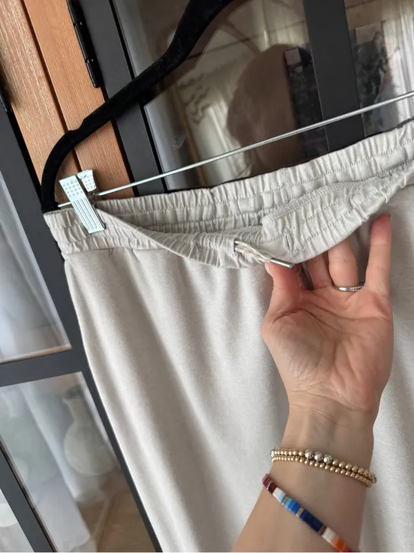 Vuori Boyfriend Sweatpants oyster heather joggers dreamknit mid rise ankle - Image 6