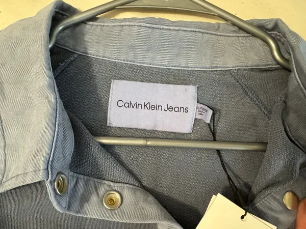 Calvin Klein Cropped Sweater - Image 2