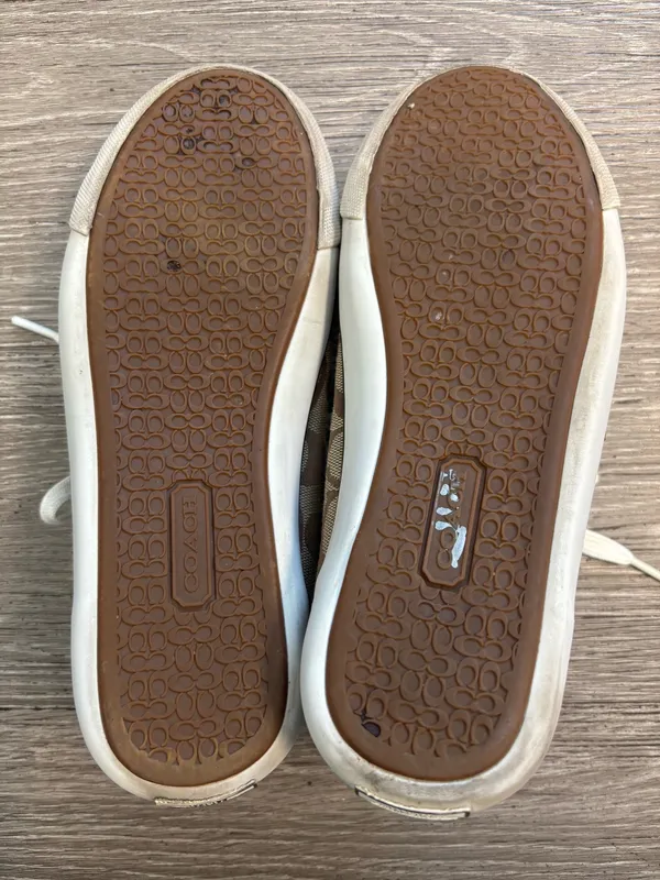 Coach Barrett sneakers in a signature khaki and brown canvas - Image 7