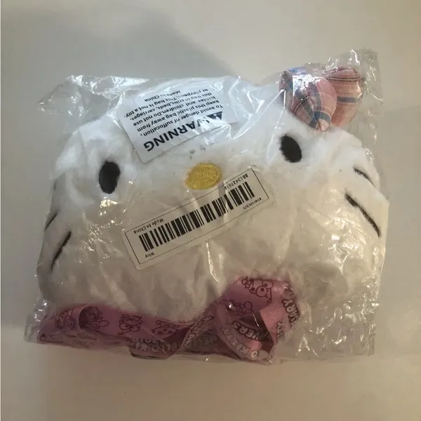 Hello Kitty Purse a Sanrio Original New Still in bag. - Image 5