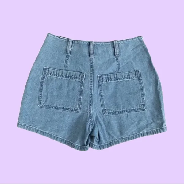 Universal Thread Two Button High Rise Denim Midi Shorts 🔥 - Image 2
