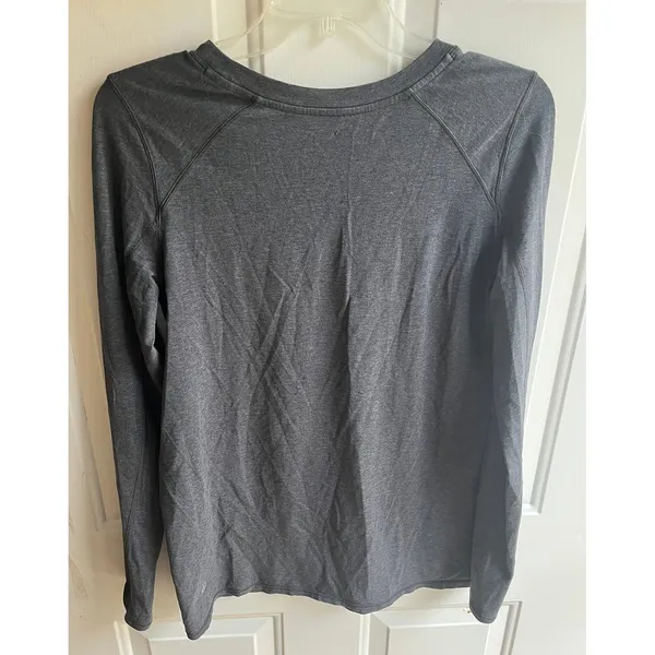 Lululemon Women's‎ Find Your Zen Crew Neck Long Sleeve in Heathered Dark Grey 8 - Image 4