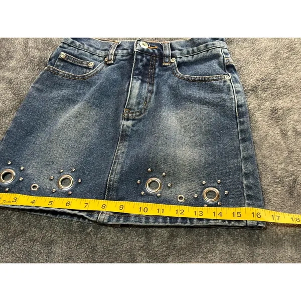 Route 66 Denim Mini Skirt with Raw Hem Size 8 - Image 4