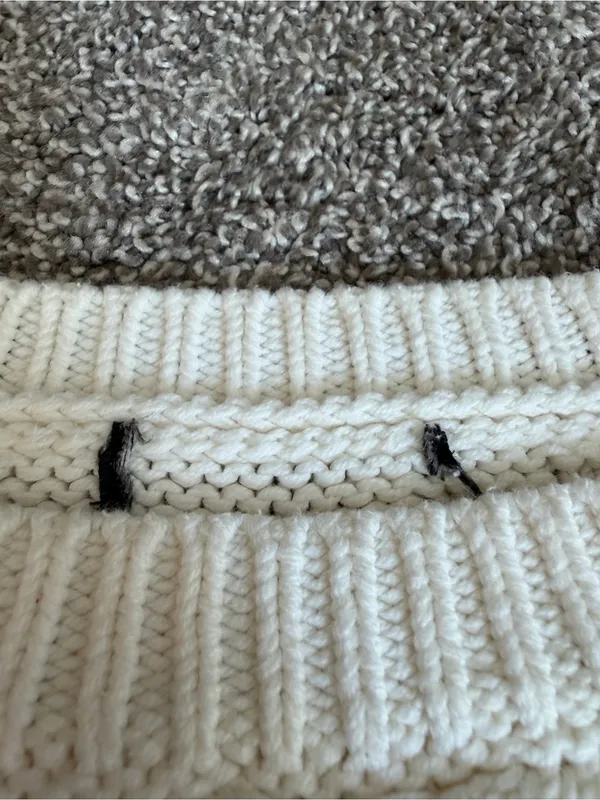 Express Women’s Small Ivory Cable Knit Crewneck Sweater Cozy Fisherman - Image 3