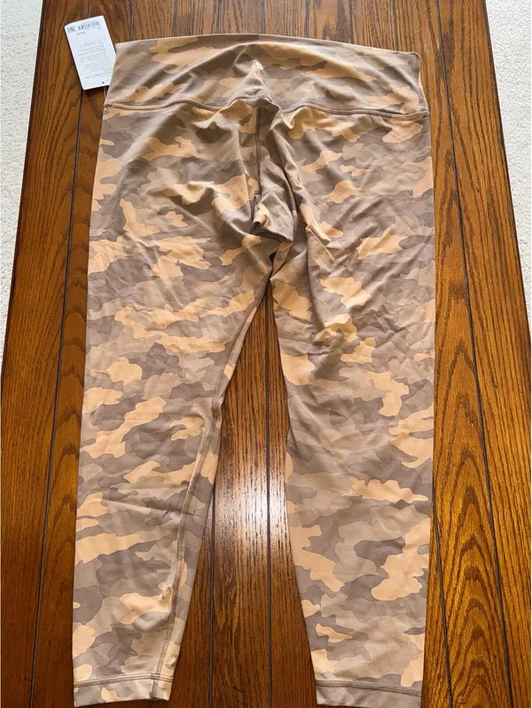 Lululemon Align High Rise 28” Heritage Camo Beige Multi Size 20 NWT - Image 3