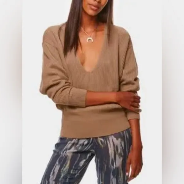 Free People Allure‎ Pull Over Deep V-Neck Ribbed Sweater Taupe Brown Size Small - Image 2