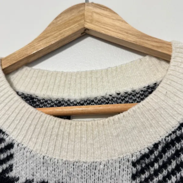 Abercrombie & Fitch Checkered Sweater Size Medium Black White Oversized - Image 5