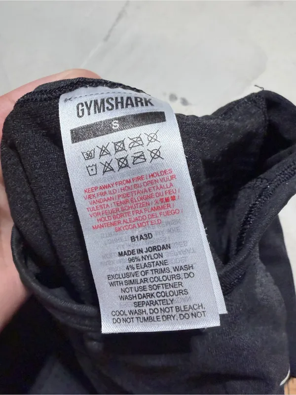 Gymshark Women’s Long-Sleeve Crop Seamless Top small - Image 8