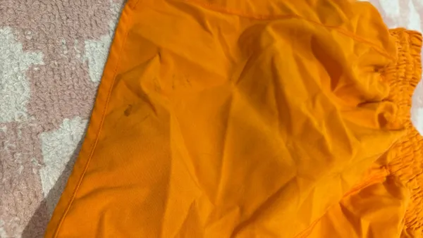Orange Lululemon Shorts Hotty Hot High-Rise Lined 2.5 - Image 5