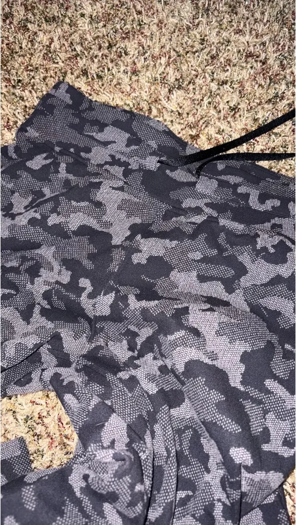 Lululemon Joggers - Image 5