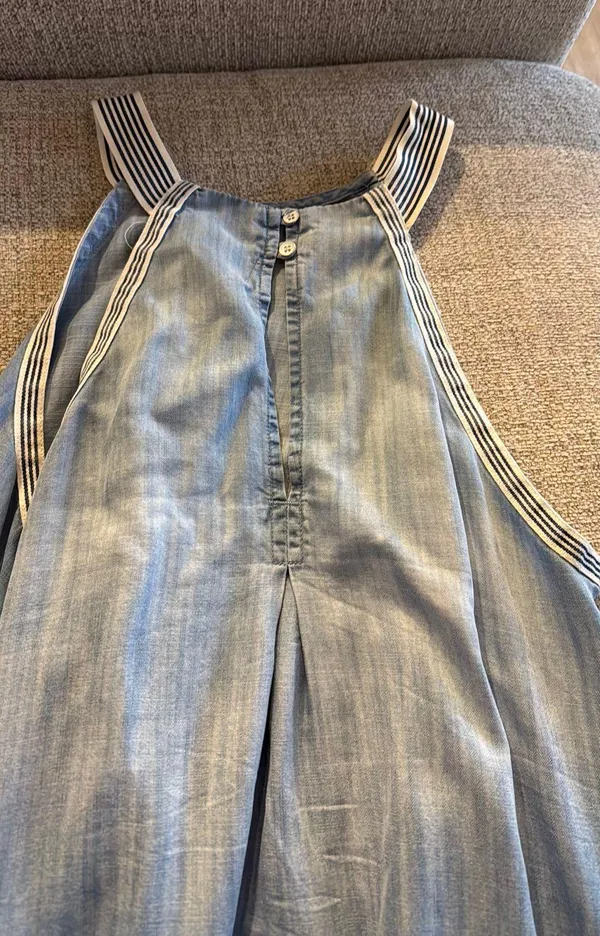 Cloth And Stone Top - Image 3