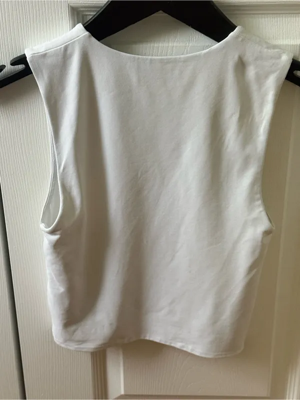 Aritzia Babaton Contour Muscle Tank in White - Image 3