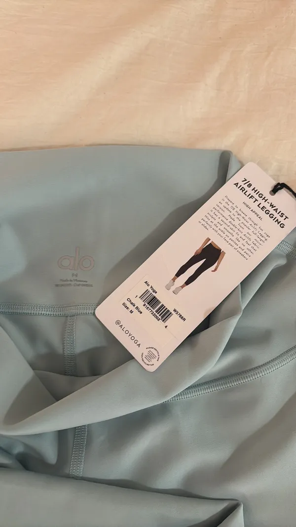 Alo Yoga High-Waisted Airlift Leggings 7/8 Chalk Blue M - Image 3