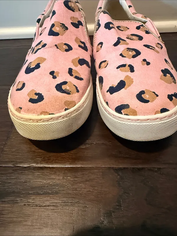 Lilly Pulitzer Pink Leopard Print Slip-On Sneakers 10 - Image 2