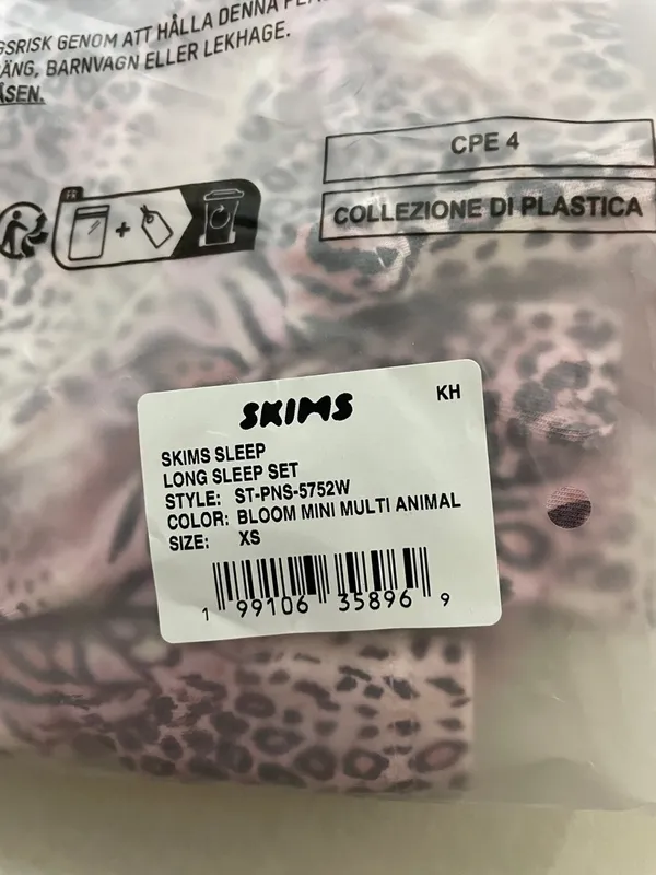 Skims NWT Long Sleep Pajamas SET Bloom Mini Multi Animal Size XS - Image 10