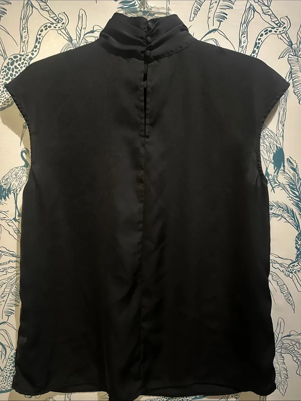 Who What Wear Black Sleeveless Mock Neck Blouse - Image 2
